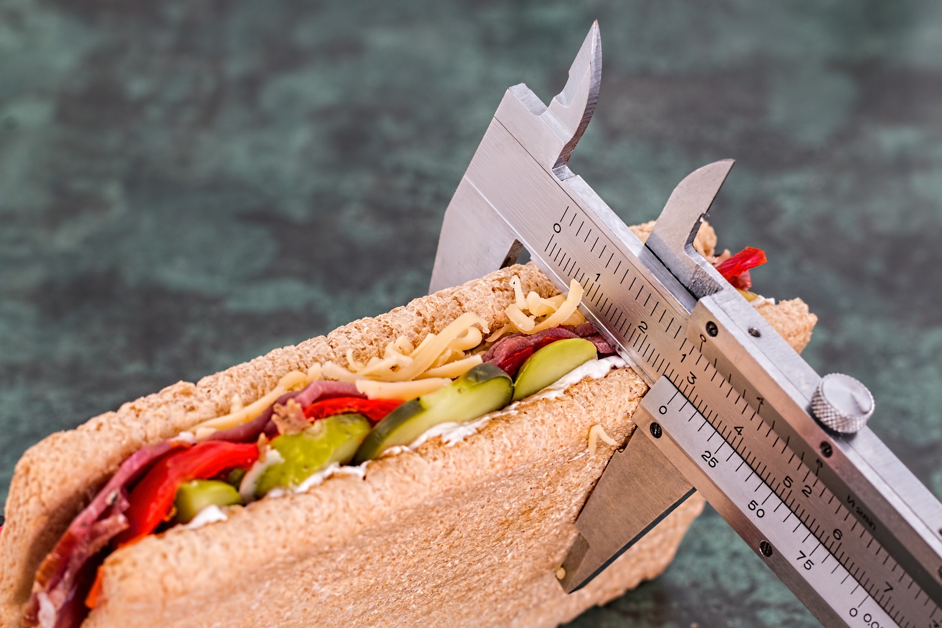 5 Reasons to Stop Counting Calories Right Now