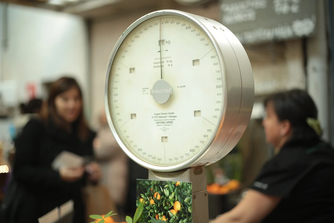 Want a healthy macronutrient ratio? Do the exact opposite of what you’ve been told